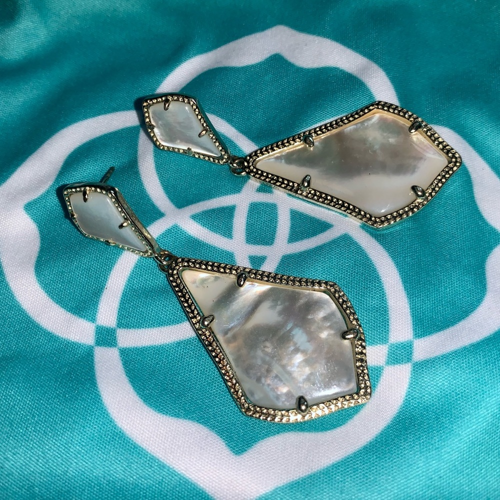 Kendra Scott - discontinued drop earrings